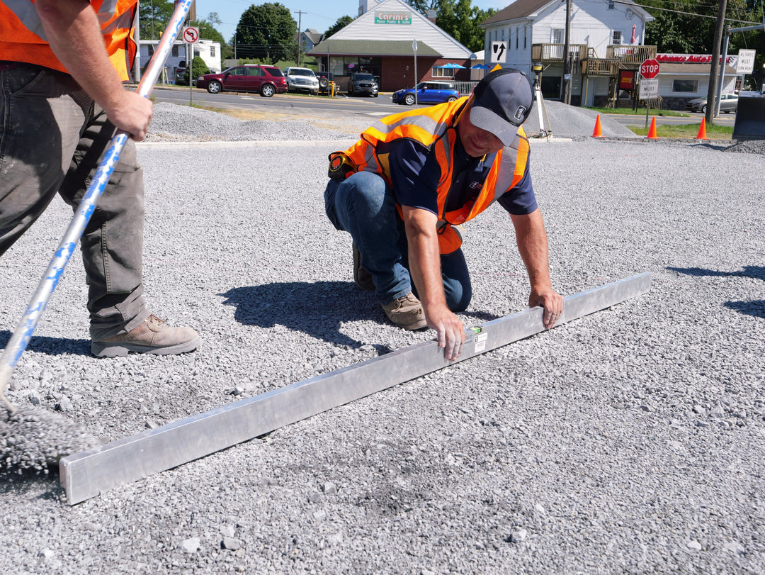 How to Use and Read a Level (Bubble & Laser)